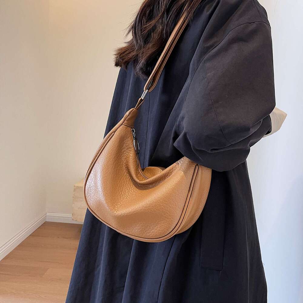 Solid Color Hobos For Women Large Capacity Travel Crossbody Female Half Moon Designer Shoulder Bag Ladies Daily Fanny Pac