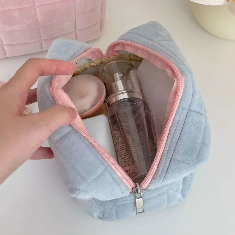 Cute Plush Makeup Bag for Women Zipper Large Solid Color Cosmetic Travel Make Up Toiletry Washing Pouch Pen 241029