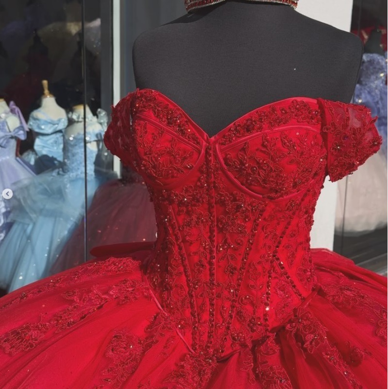 2025 Shinny Quinceanera Ball Gown Off The Shoulder Quince Dresses Princess Formal Gowns With Beading Pearls Appliques Lace