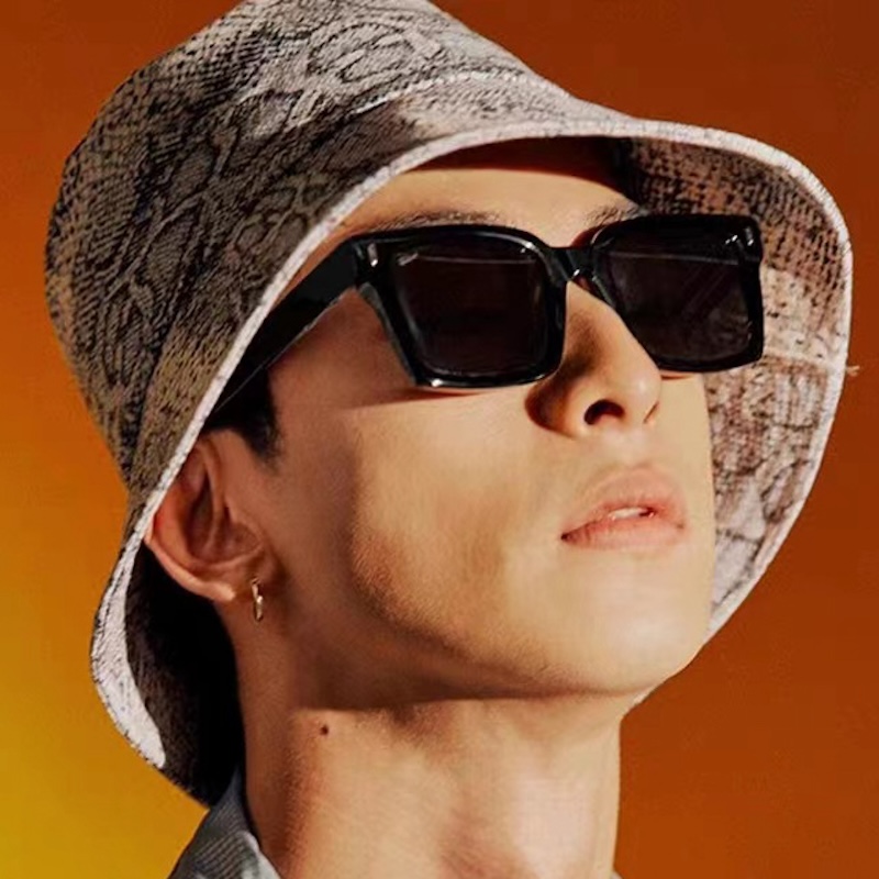 White Square Sunglasses Men Women Steampunk Personalized Designer Retro Vintage Fashion Rectangle Goggles Gothic Thick Y2K Cyberpunk Futuristic Cool S