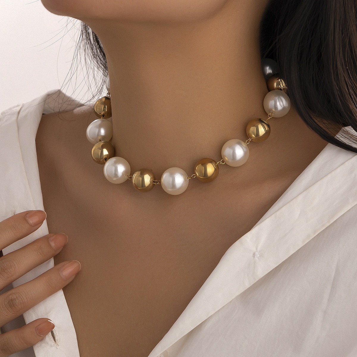 European and American Cross-border Jewelry Light Luxury Style Imitation Pearl Large Round Bead Necklace Fashionable Short Punk Collar