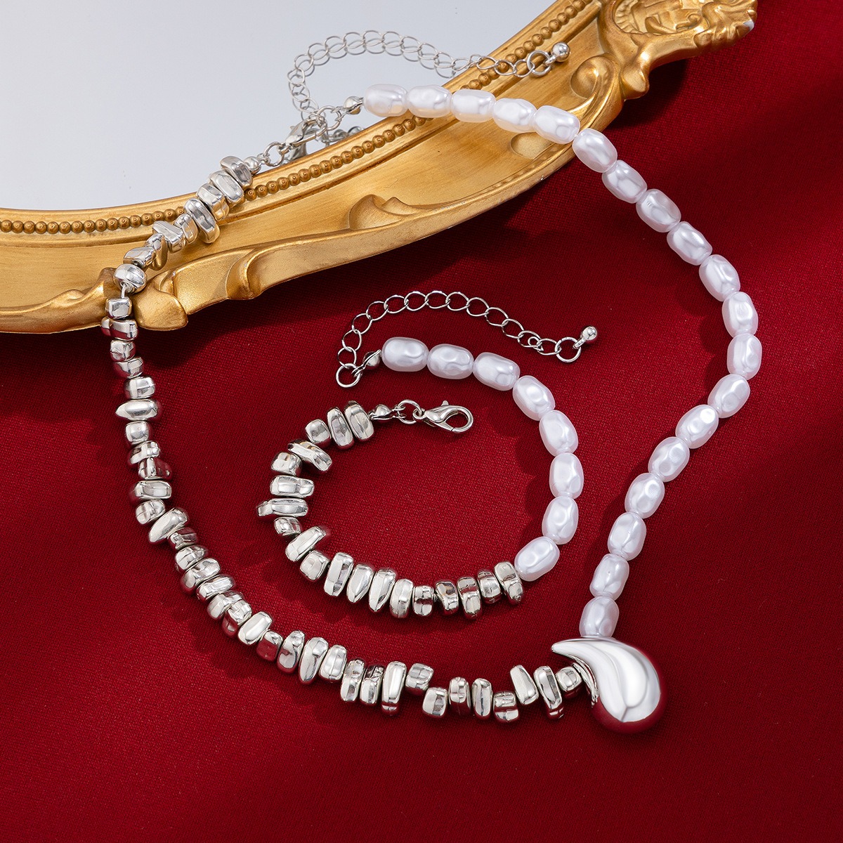 European and American Cross-border Jewelry Irregular CCB Imitation Pearl Set Necklace Geometric Alloy Comma Collarbone Necklace