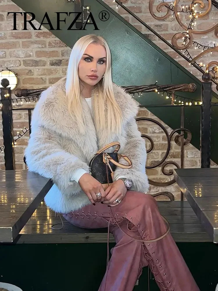 TRAFZA Womens Fashion Artificial Fur Leather Jacket Retro Collar Long Sleeve Coat Autumn Winter Womens Elegant Street Clothing 241029