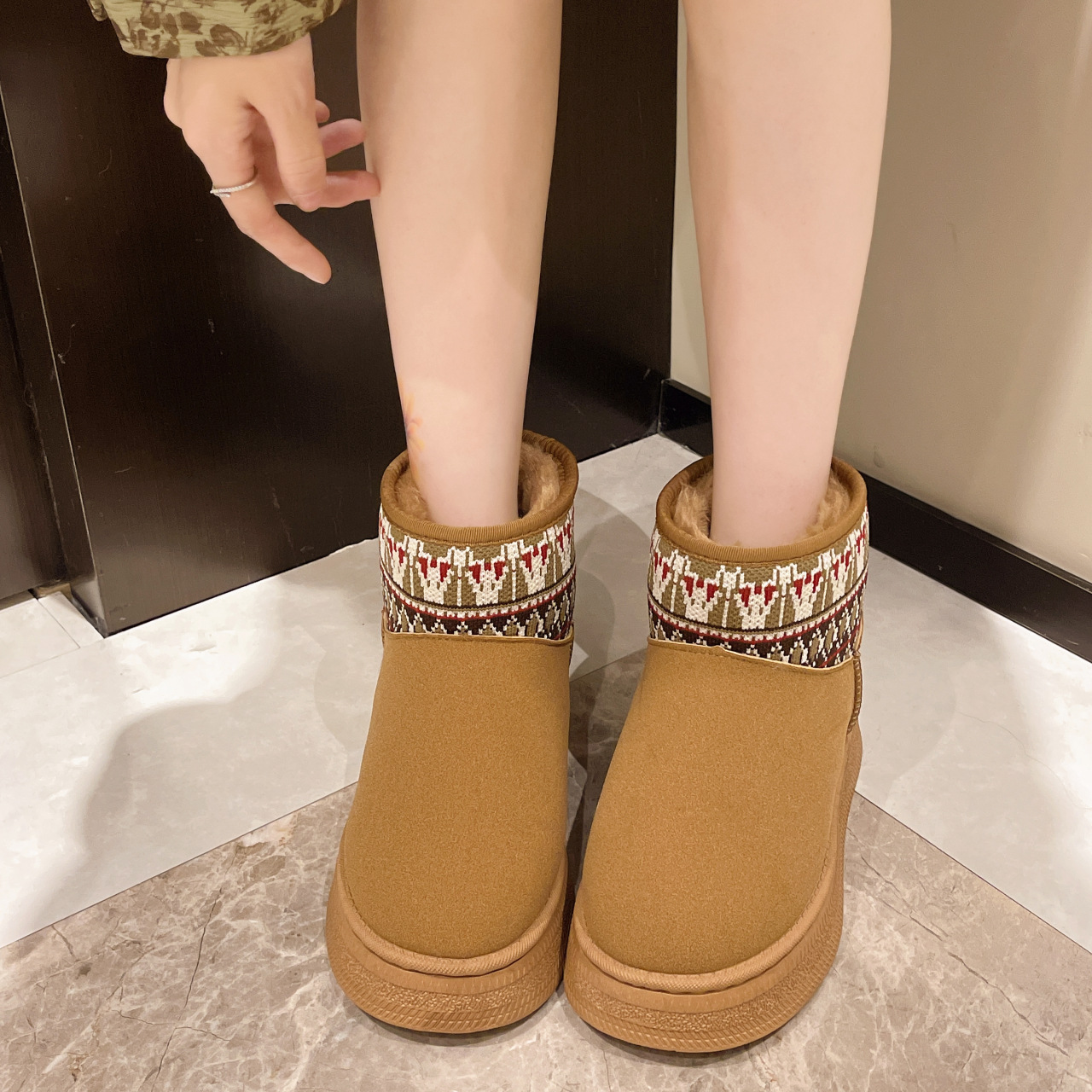 Winter Snow Boots for Women 2024 - Furry Designer Ankle Booties with Anti-Slip Thick Plush Sole