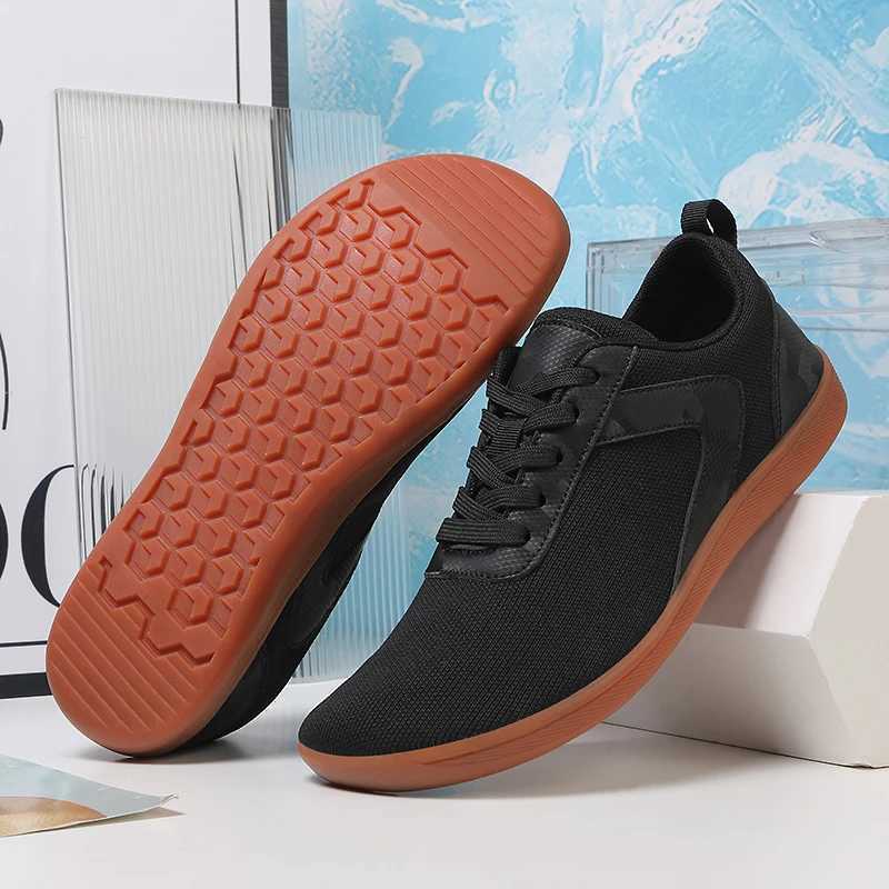 High Quality Mens wide minimalist barefoot shoes and womens walking sports shoes T241029