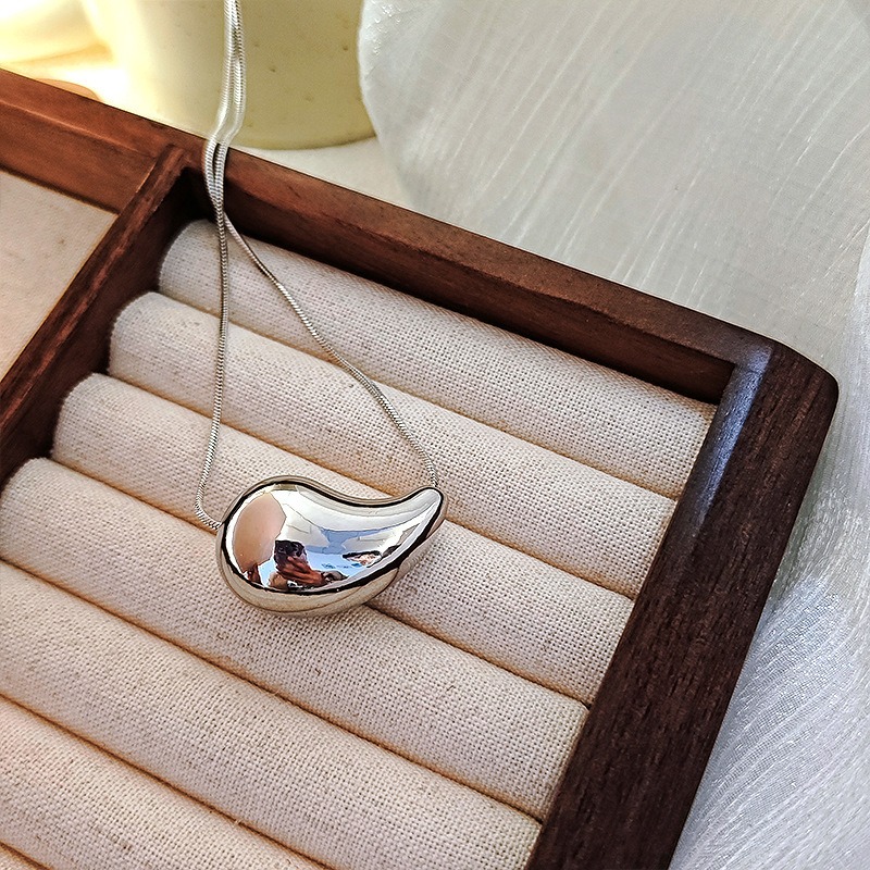 European and American Cross-border Jewelry Smooth Three-dimensional Water Droplet Necklace Exaggerated Large Teardrop French Retro Niche Necklace