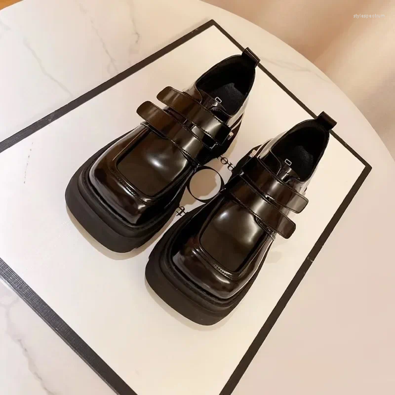 Dress Shoes Women Casual Shoe Girl Punk PU Leather Simple Design Quare Toe Solid Cool Retro Chunky Thick Bottom For Female 35-40 241102
