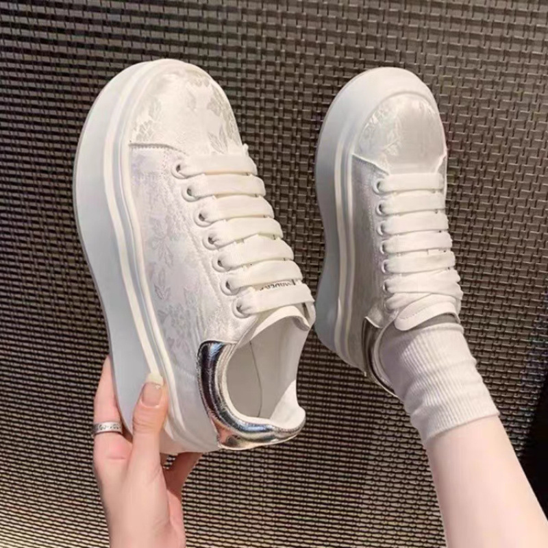 Thick soled white women's 2025 new designer multifunctional lightweight casual height increasing board shoes