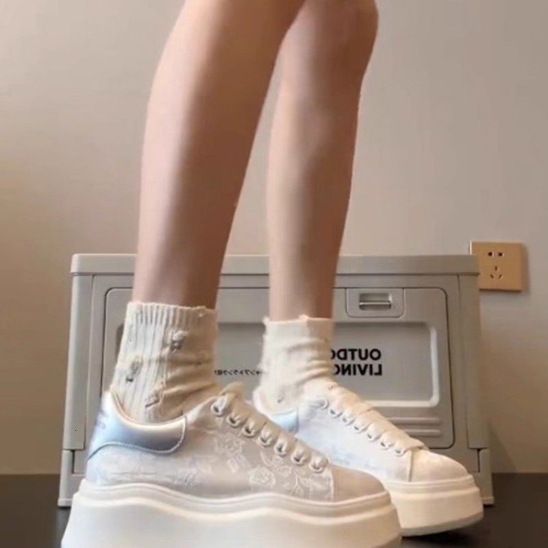 Thick soled white women's 2025 new designer multifunctional lightweight casual height increasing board shoes