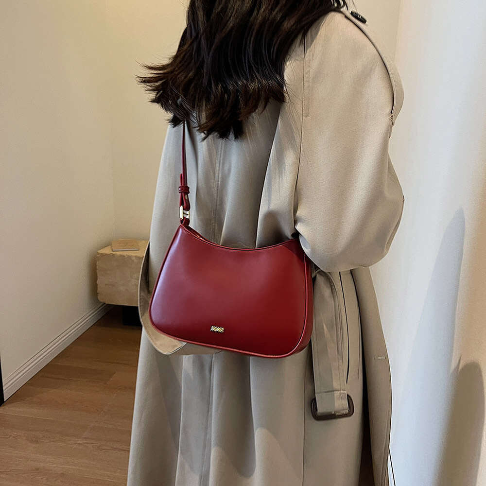 Wine Red Shoulder Bags for Women's 2025 New Texture Leather Crossbody Bag Designer Wedding Bride Handbags Vintage Satchel