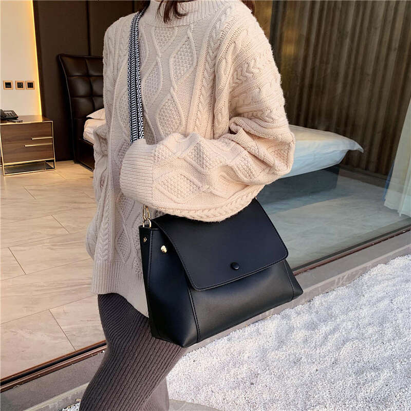 Casual Big 2025 New Fashion Handbags Solid Color Leather Ladies Designer Style Women's Bags