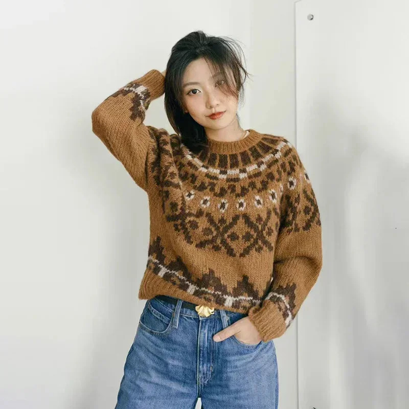 Womens Autumn/Winter Fair Isle Jacquard Pullover Sweater/Dazzling Jeans 241024