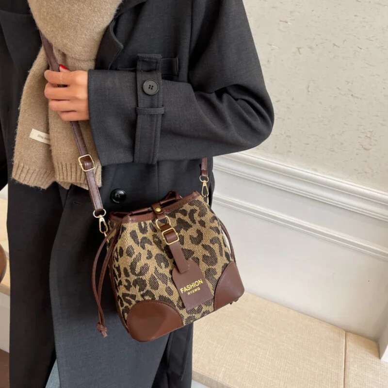 Leopard Small PU Leather Women Bucket Crossbody Bags 2024 Fall Designer Shoulder Bag Brand Ladies Handbag Lady Trend Tote