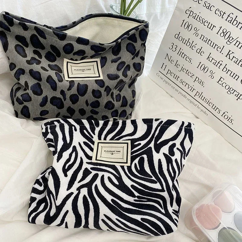 Fashion printed makeup bag canvas washing bag large capacity womens travel makeup bag makeup storage bag 241031