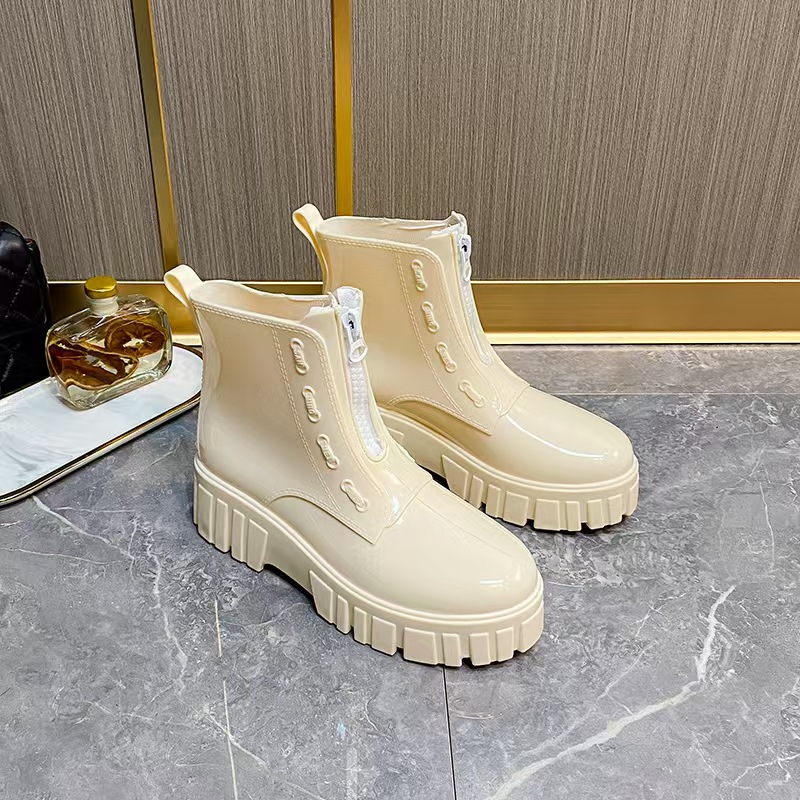Latest High Quality Upgrade Plush Waterproof Non-Slip Mini Candy Color Fashion Rain INS Winter Boots Jelly Boot Add Ankle Warm Boots