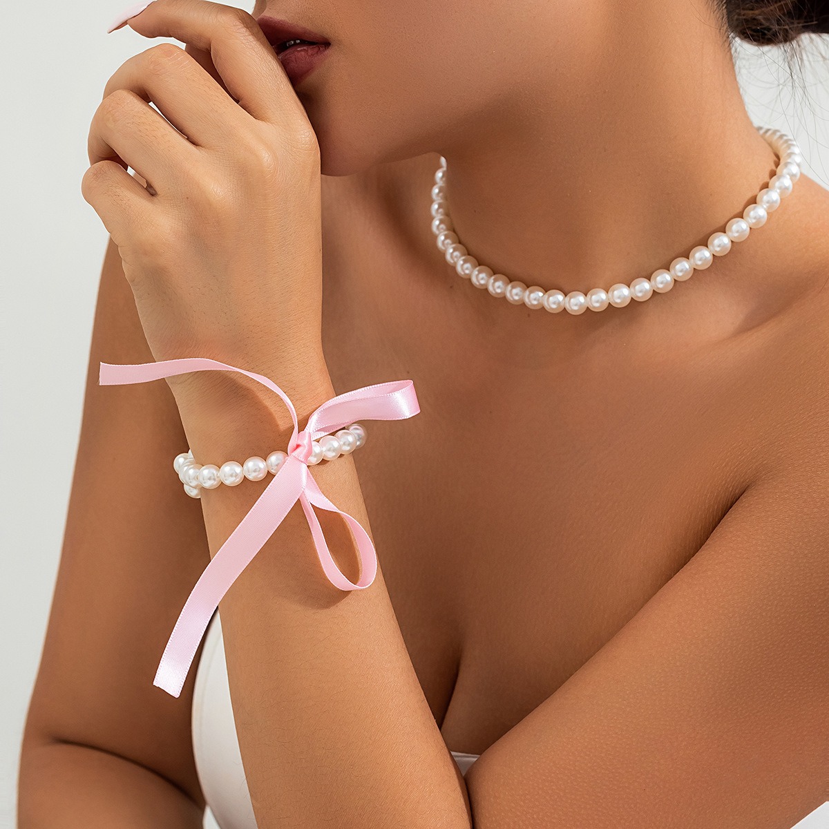 European and American Cross-border Jewelry Vintage Long Bow Collarbone Chain Neck Chain Lace Velvet Pearl Necklace for Women