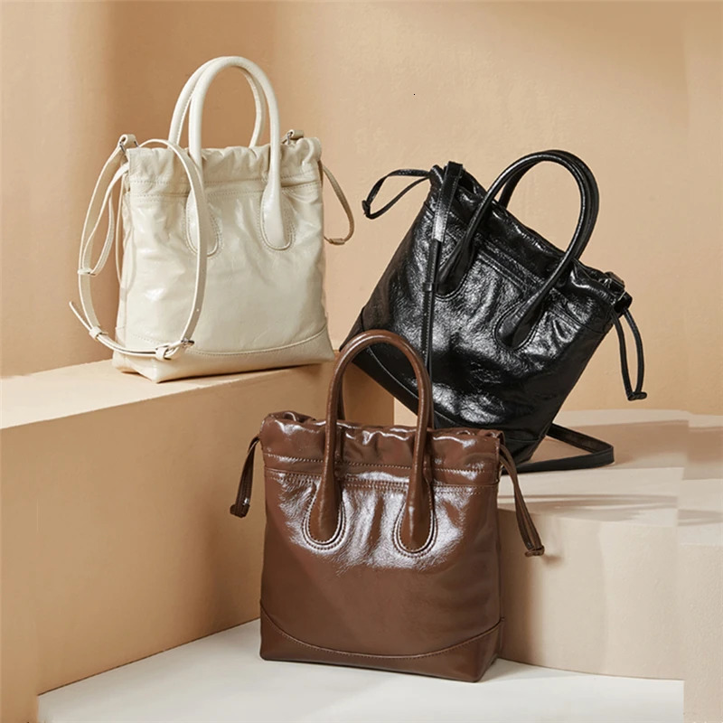 Toptrends Cow Genuine Leather Drawstring Small Tote Handbags For Women y ner Hobo Ladies Shoulder Crossbody Bags 241029