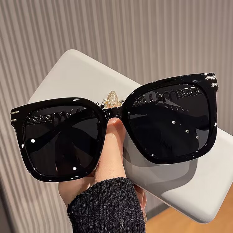 Top tier sunglasses, Polaroid lenses, high-end women's eyeglass frames, vintage metal sunglasses, modern retro high-end fashion versatile D0039