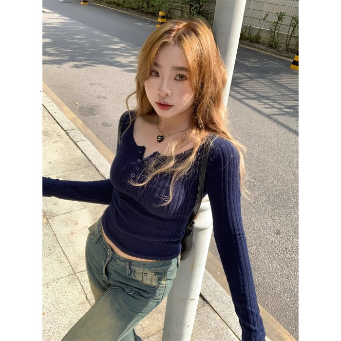Designer Spring and Autumn Women's New BM Spicy Girl Style Slim Fit Pit Button Half Open Collar Long Sleeve T-shirt Top