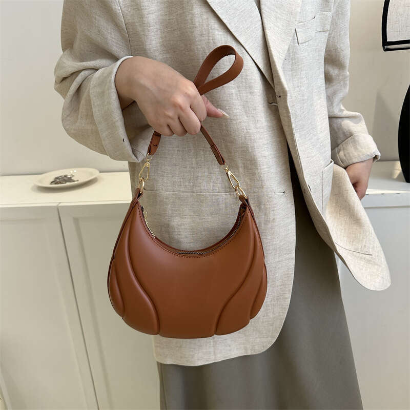 Retro Solid Color Shoulder For Women Simple Leather Handbags Ladies Underarm Bags