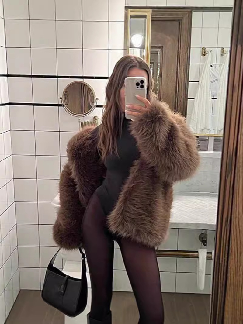 Women's Fur Advanced and environmentally friendly faux fur short coat