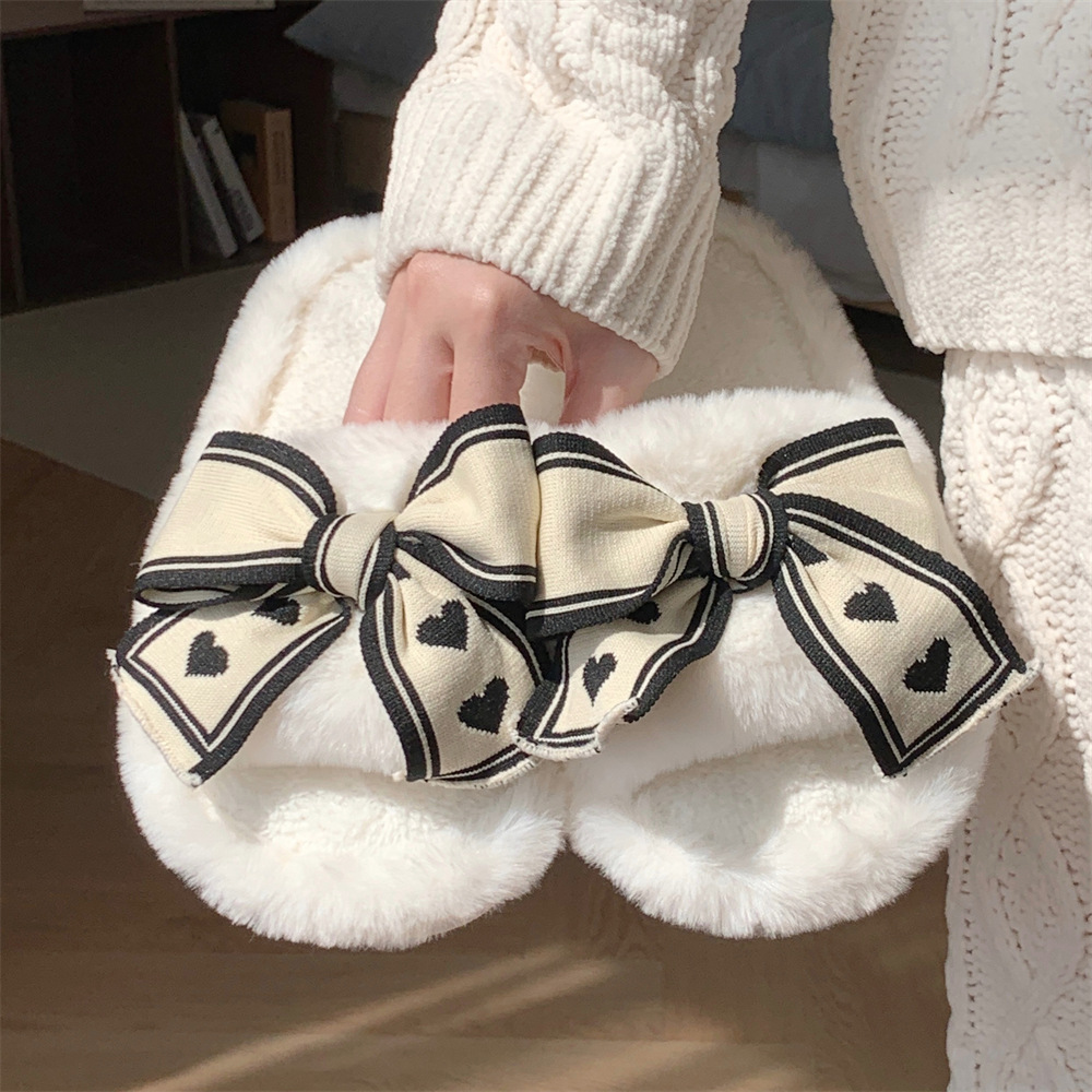 Soft soled home summer slippers for girls Heart bow Indoor street sandals for girls slippers