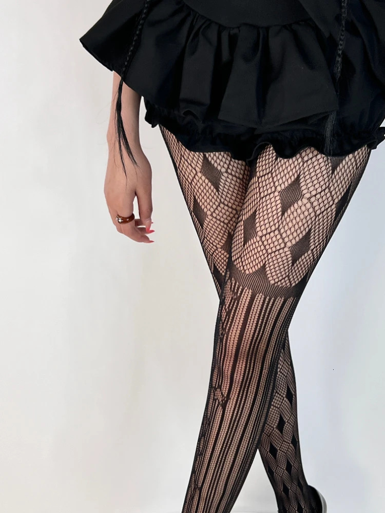Stockings Womens Nylon Black Irregular Diamond Hollow Lace Mesh Versatile Retro Sexy Black Silk Personality Fashion Leg Shaping 241031