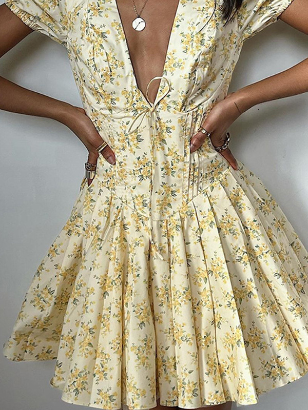european and american women's clothing summer new product fashion first love floral bubble sleeves vneck slim fit french retro dress fluffy skirt