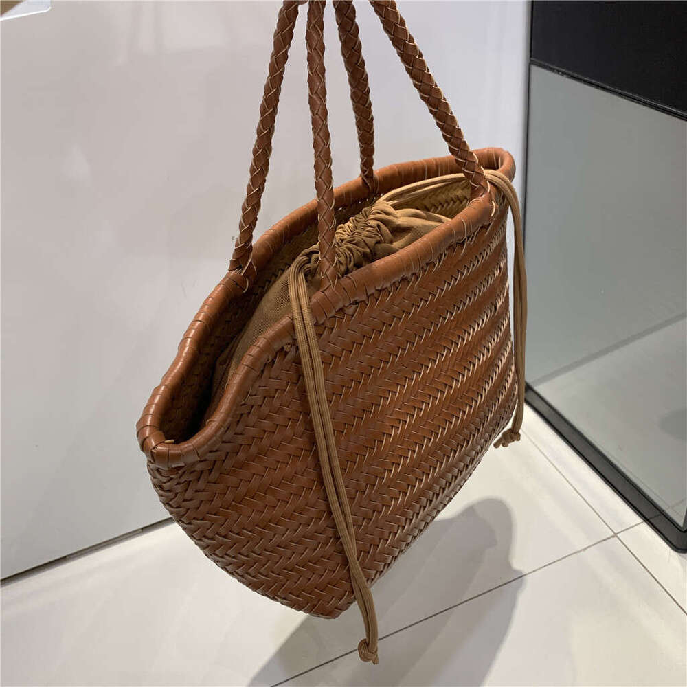 French Vegetable Basket PU Handmade Woven Seaside Vacation Handbag Women 2024 Large Capacity Retro Trendy Tote Bag
