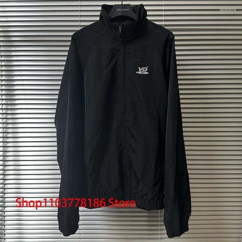 Mens Jackets Niche Fashion VUJADE Jacket Chest Embroidered Nylon Zipper Cardigan Classic Black All-match Casual VD Coat Streetwear Men