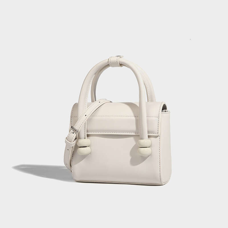 New 2024 Mini-Niche Design Portable High-Grade Casual Simple Shoulder Slung Mobile Phone Bag.