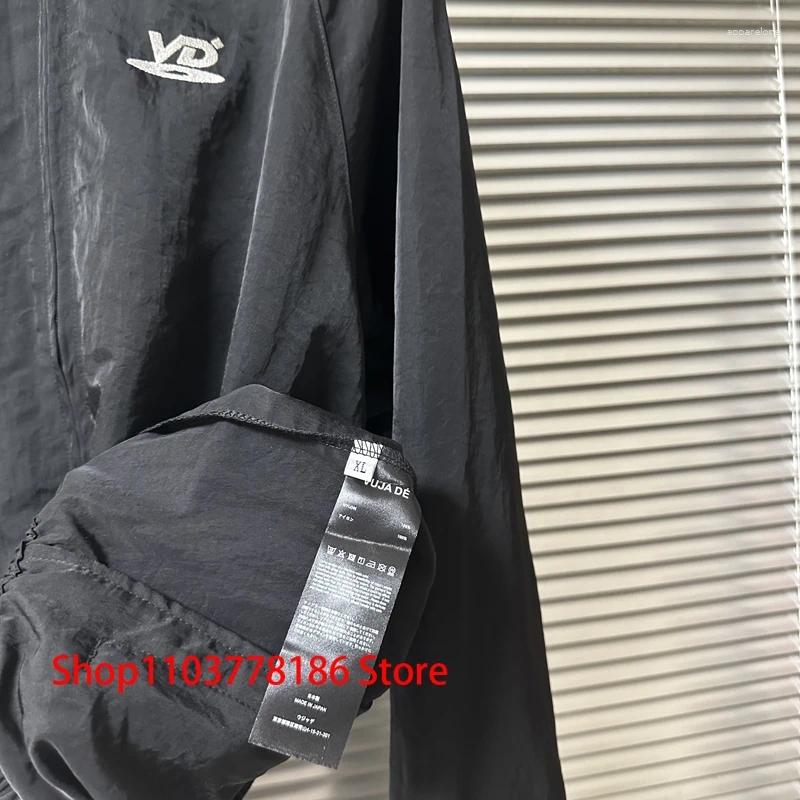 Mens Jackets Niche Fashion VUJADE Jacket Chest Embroidered Nylon Zipper Cardigan Classic Black All-match Casual VD Coat Streetwear Men