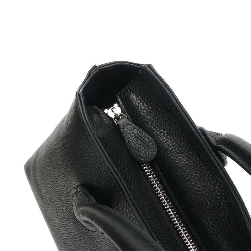 High Quality Genuine Leather Large Capacity Underarm Handbag