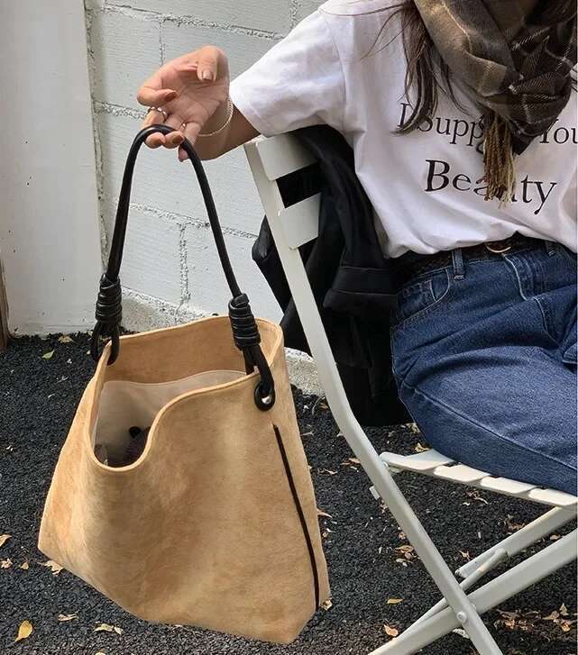 Korean Version Instagram Autumn/Winter Retro Suede Single Shoulder Bucket Large Capacity Portable Tote Women's Bag