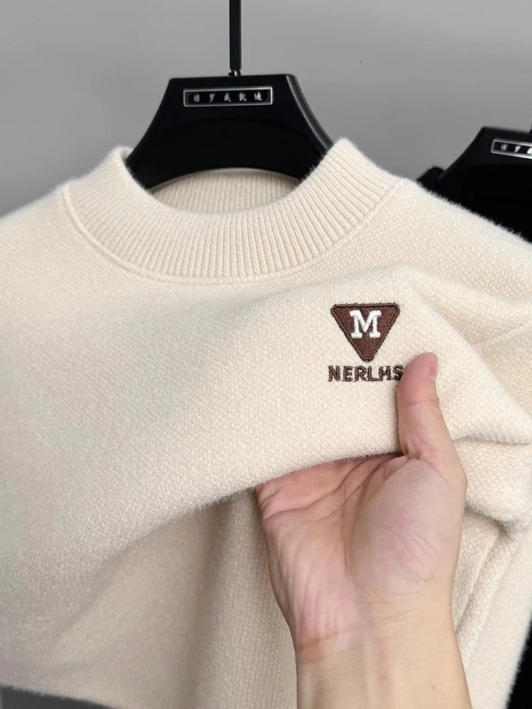 High end Mens Knitte Pullover Sweater for Winter Exquisite Letter Embroidery Casual and Fashionable Roun Neck 241031