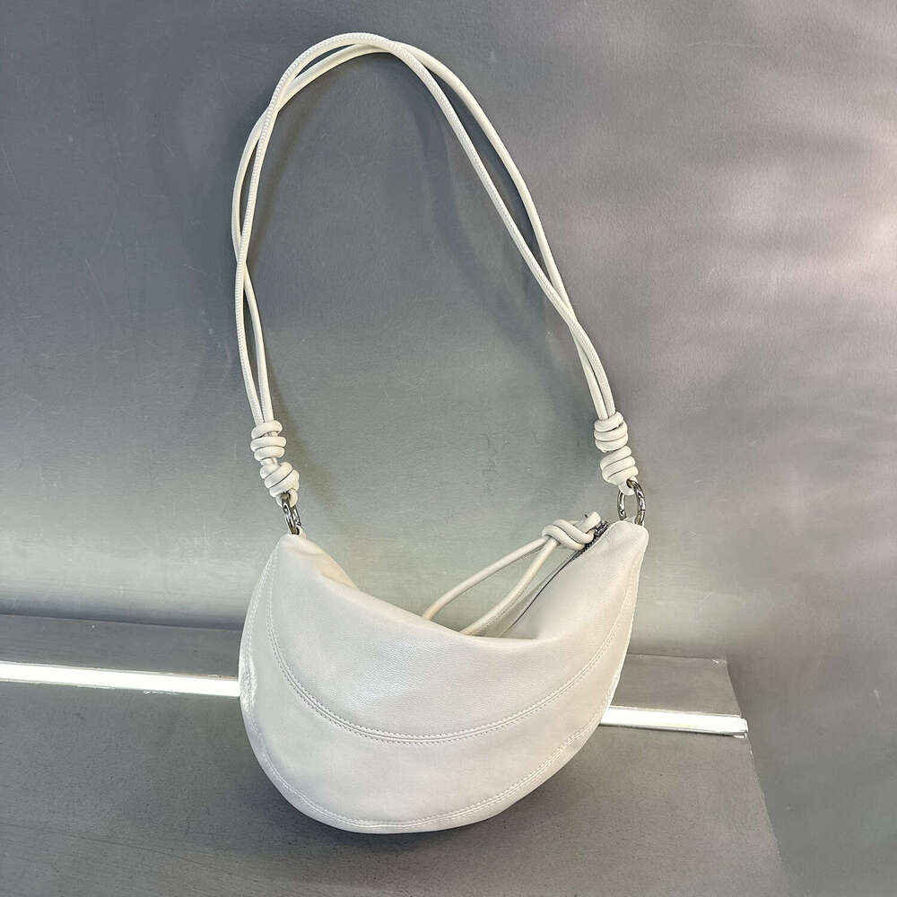 Female 2024 New Minimalist And High-End Niche Design, Fashionable Single Shoulder Crossbody Dumpg Bag
