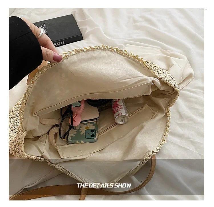 2025 NEW Totes Women's Hollowed Out wers Handbags Round Straw Shoulder Bags Fashion Casual Woven Lage Capacity Bag Beach Tote Retro zhanyishengli