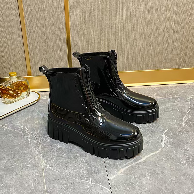 Latest High Quality Upgrade Plush Waterproof Non-Slip Mini Candy Color Fashion Rain INS Winter Boots Jelly Boot Add Ankle Warm Boots
