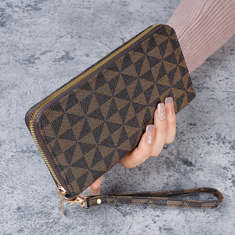 New designer's light luxury women's single pull used flower wallet, multifunctional handheld card bag, fashionable mobile wallet