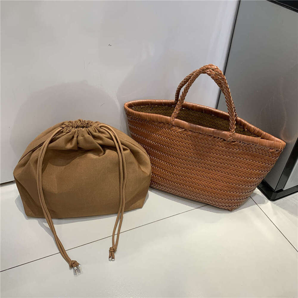 French Vegetable Basket PU Handmade Woven Seaside Vacation Handbag Women 2024 Large Capacity Retro Trendy Tote Bag