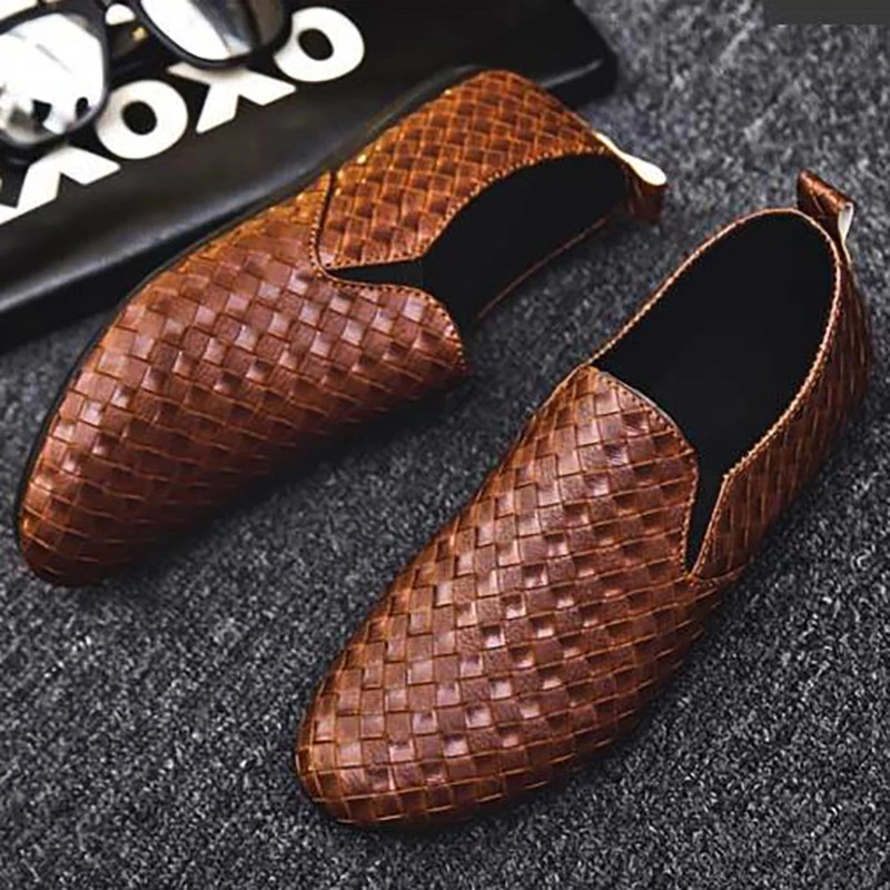 Casual Fashion Light Men Loafers New Moccasins Breathable Slip On Black Driving Plus Size Glossy Leather Shoes