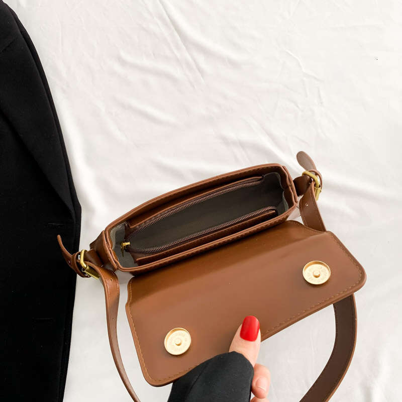 Retro Solid Color Shoulder Bags for Women 2025 Winter PU Leather Lady Underarm Bag Vintage Handbags and Purses