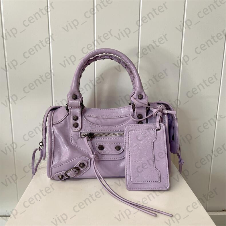Top Lambskin Designer For Women Motorcycle City Multiple Sizes Tote Bags Rivet Shoulder Bag Strap Classics Pleated With Mirror 666
