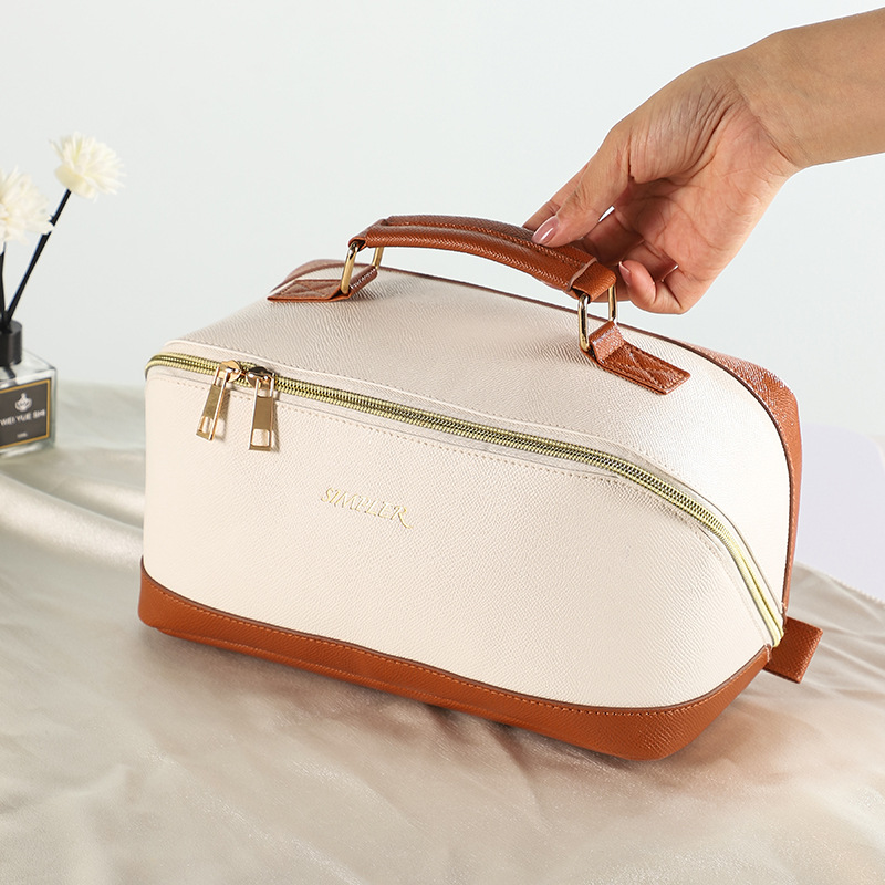 The tote bag new palm print PU handheld cosmetic bag portable travel waterproof storage bag large capacity