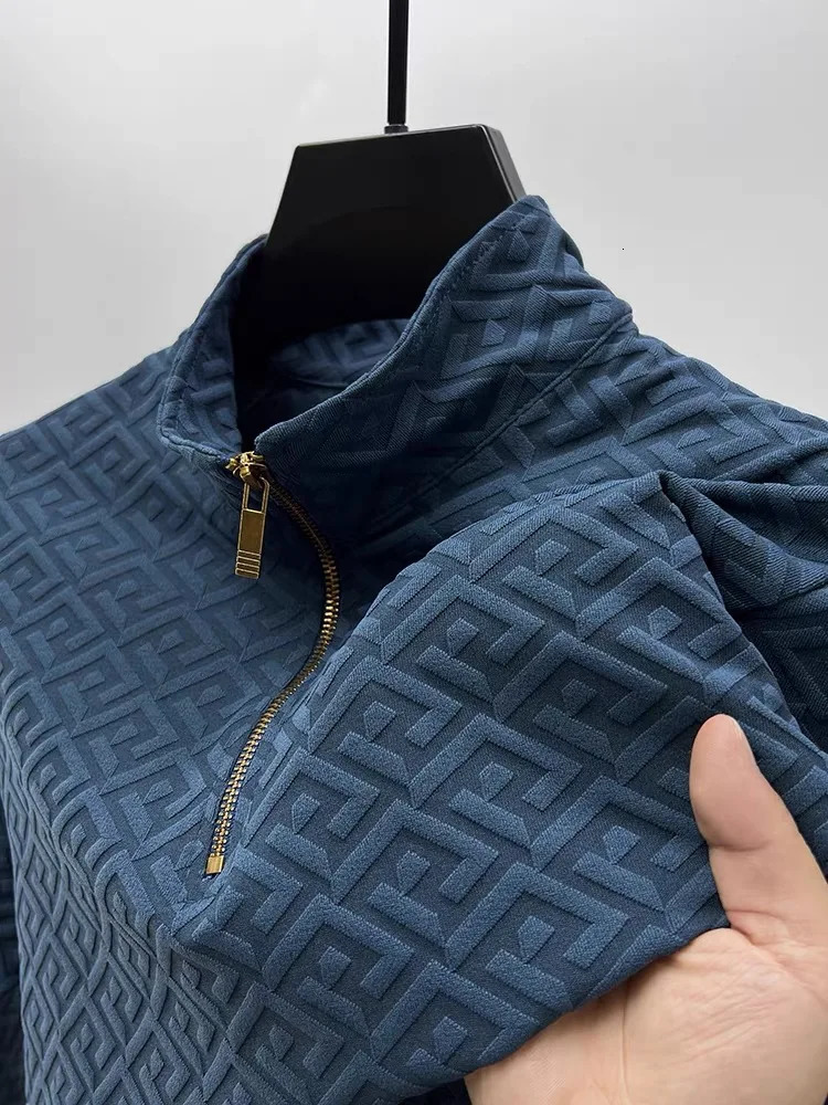 High end fashionable jacquard retro mens sweater casual trend for spring and autumn half zipper stand up collar sweater 241031