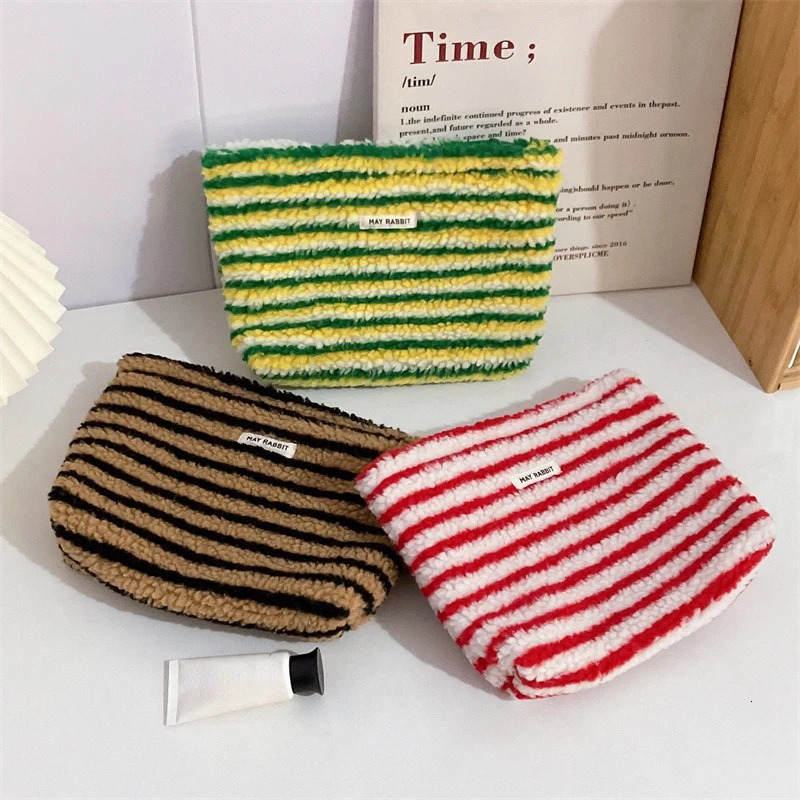 color striped plush clutch makeup bag portable makeup bag travel outdoor makeup organizer 241031