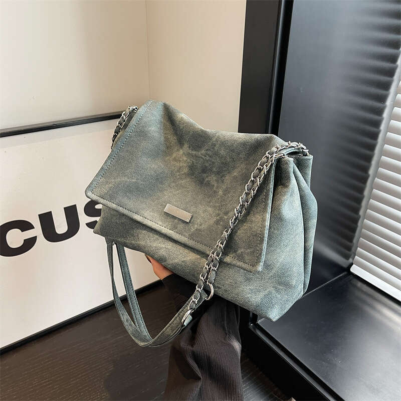 Ladies Commuter Retro Large Capacity Shoulder Bag Fashion Chain Handbag Girls Simple Crossbody PU Material