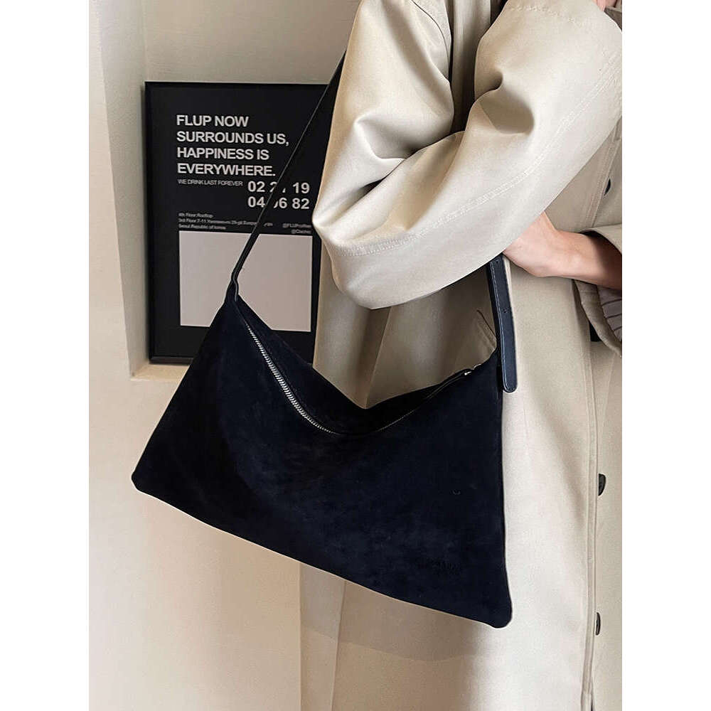 Vintage Suede Tote Bag For Women Autumn Winter New Large Capacity Commute Shoulder Crossbody Fashion Trend Underarm Bags