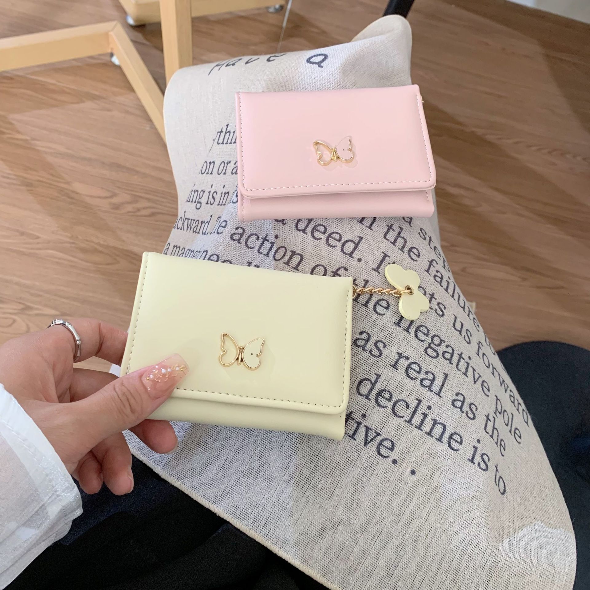 Korean version women's short Instagram minimalist student multi slot large capacity card bag zero wallet