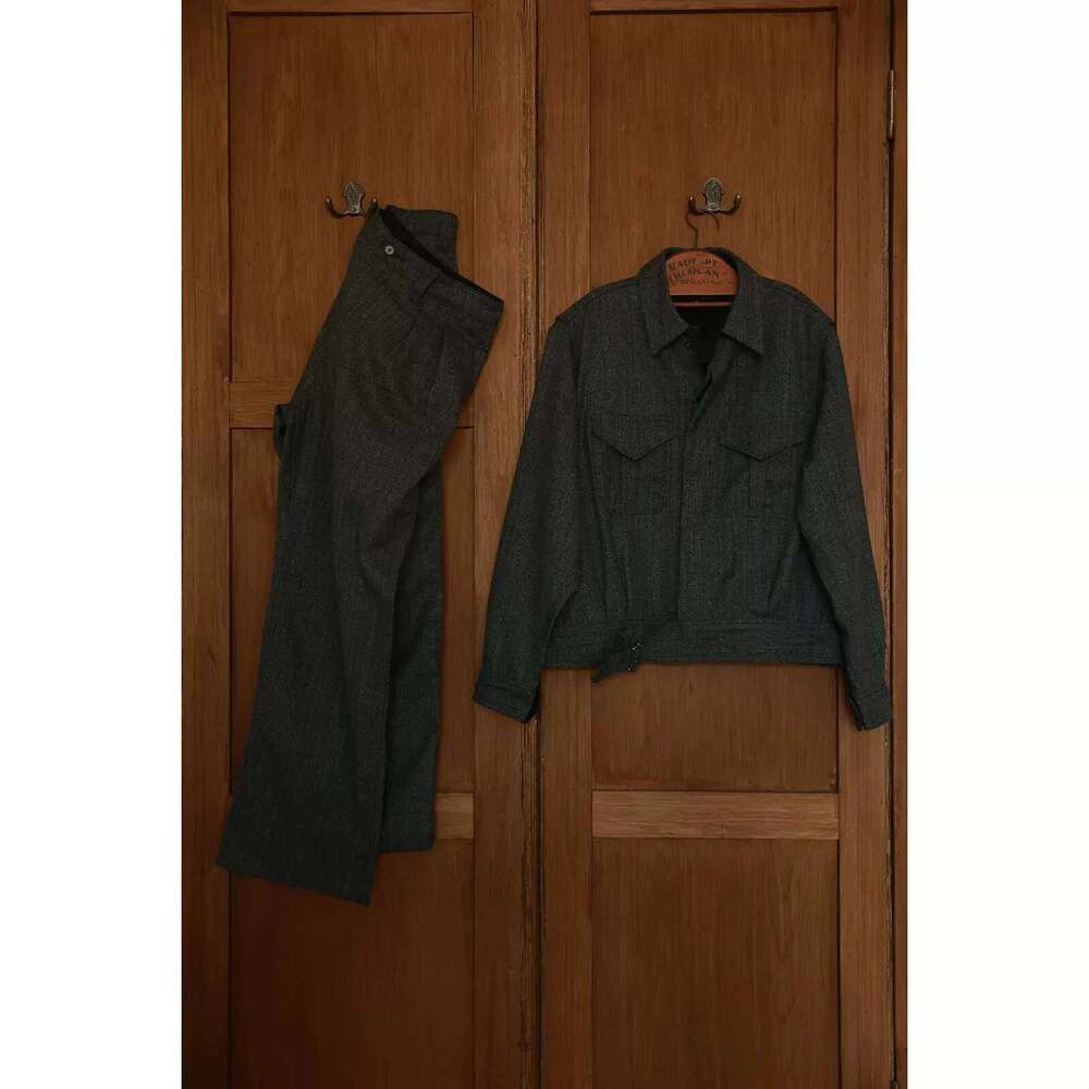 Second Order 2-Tuck Pants Relaxed Fit Straight Leg High Waist Men's Pleated Trousers